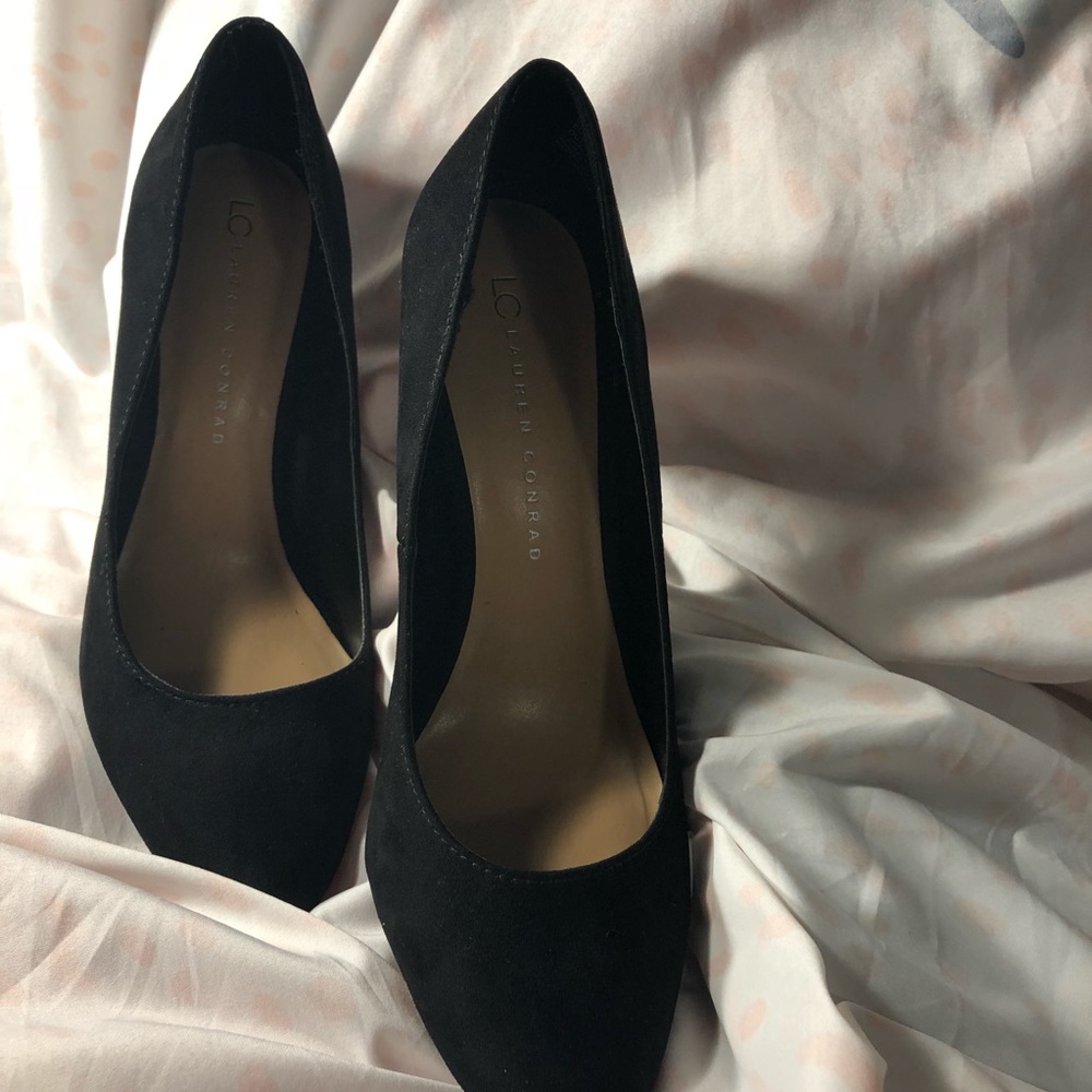 Black suede shoes - Picture 4 of 8